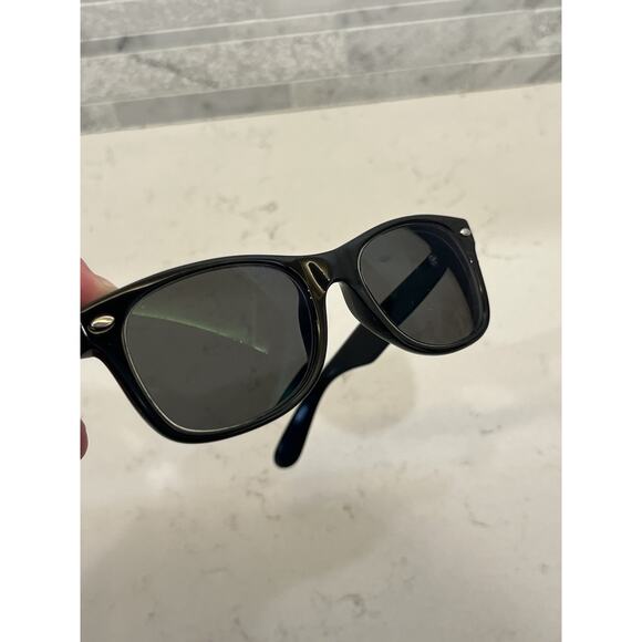 Rayban Shiny Black Wayfarer Men’s Sunglasses *FRAMES ONLY* 15+ Year Old Pair - Picture 6 of 6